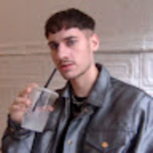 Meet your Posher, Christian